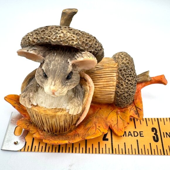 Charming Tails Caps Off To You Silvestri Mouse Figurine Autumn Leaf Acorn Design - Picture 4 of 8